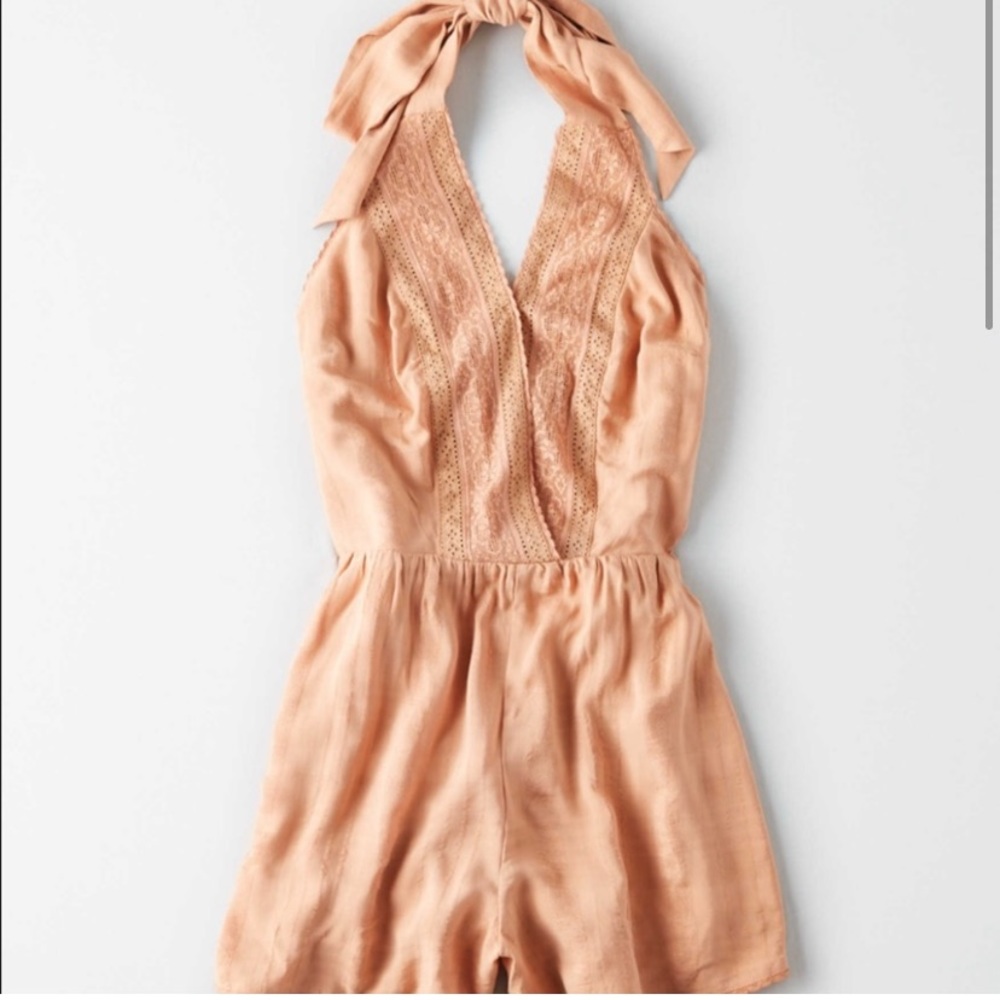 American Eagle Outfitters Halter Neck Smocked Romper Pink/Peach size Medium